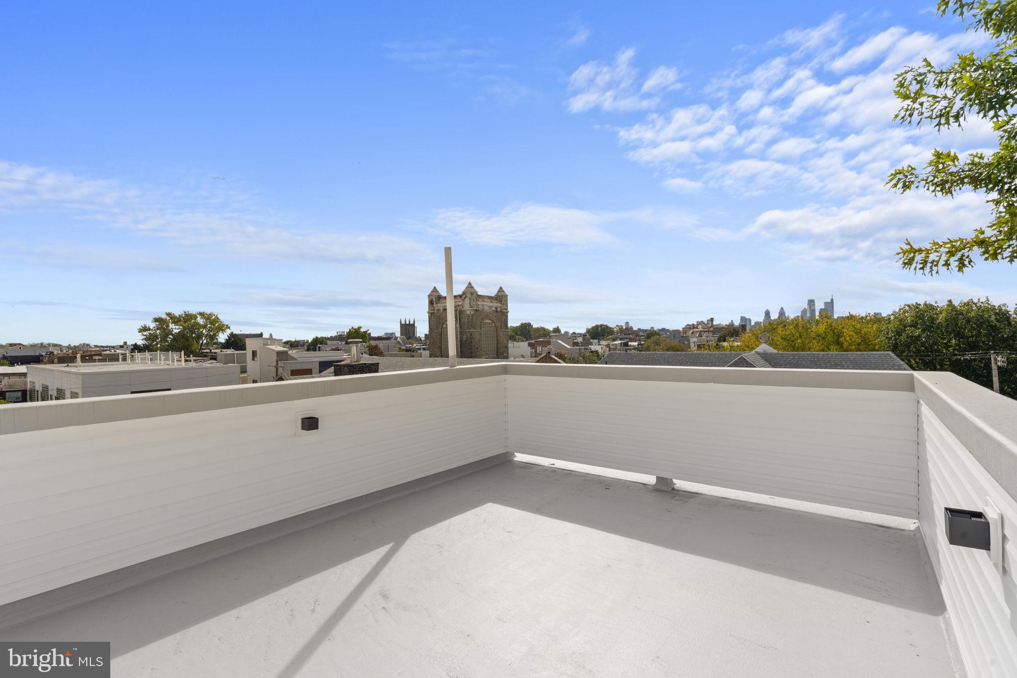 2214 E GORDON STREET