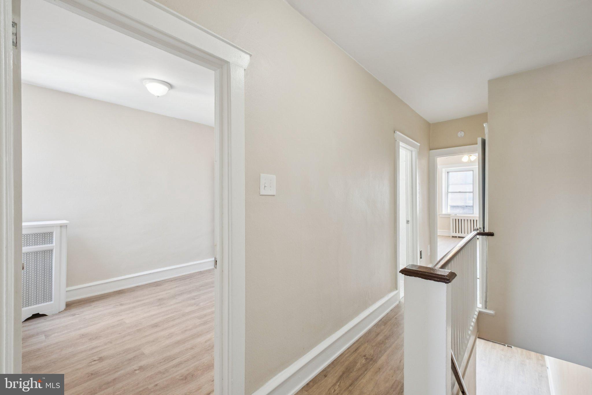 5938 N LAWRENCE STREET