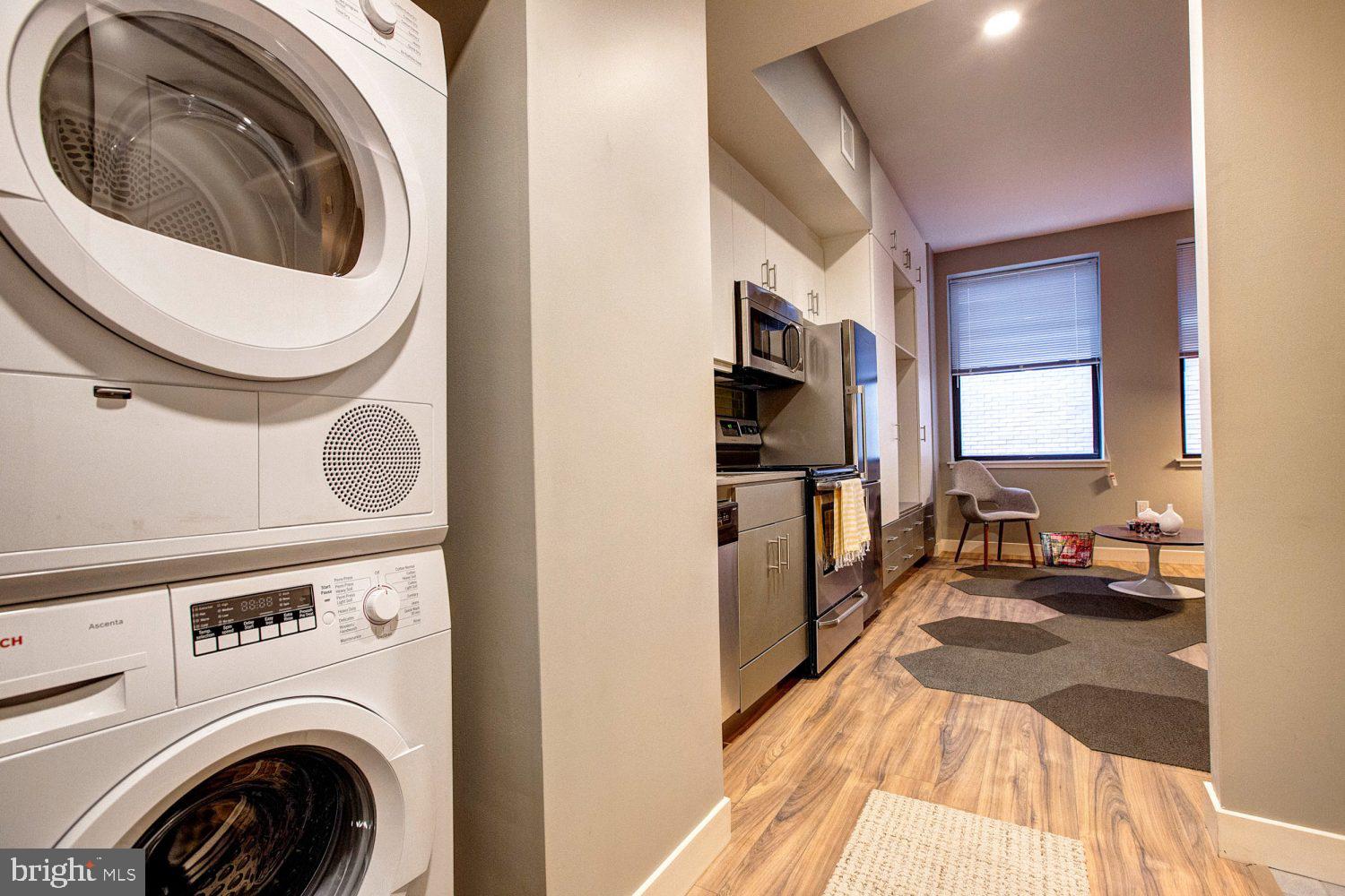 42 S 15TH STREET 1B-0502