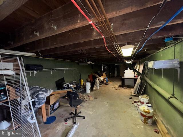 548 HELLERMAN STREET 50