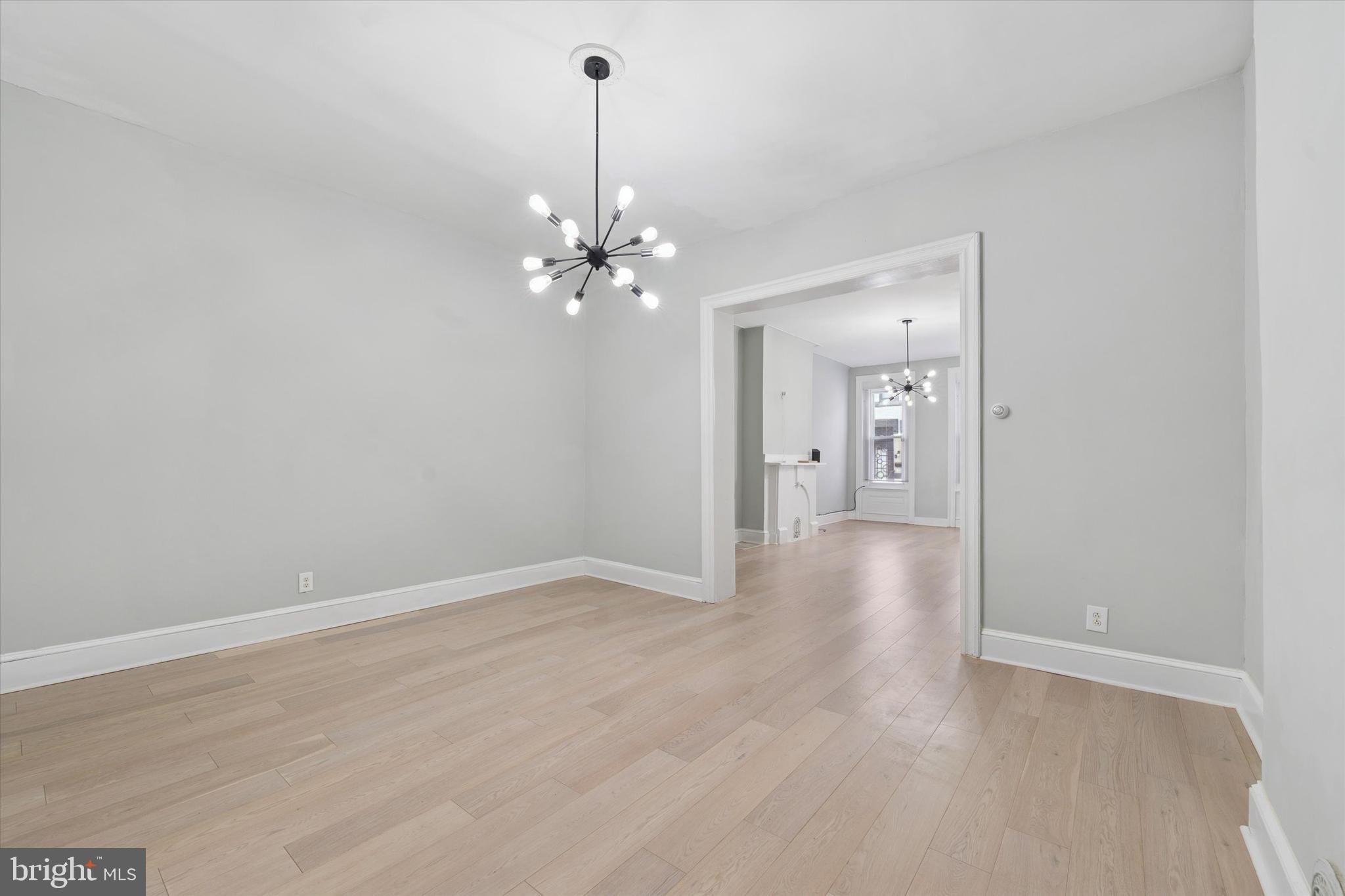 2422 W NORRIS STREET