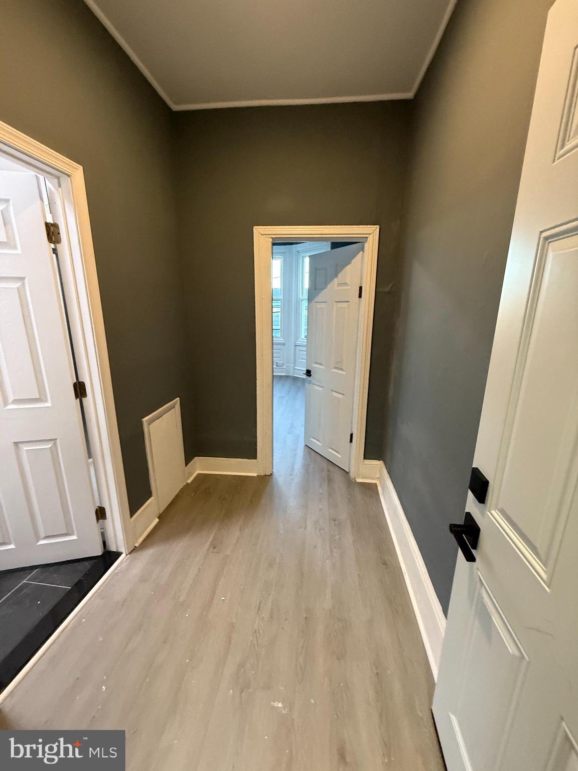 3144 CLIFFORD STREET 2