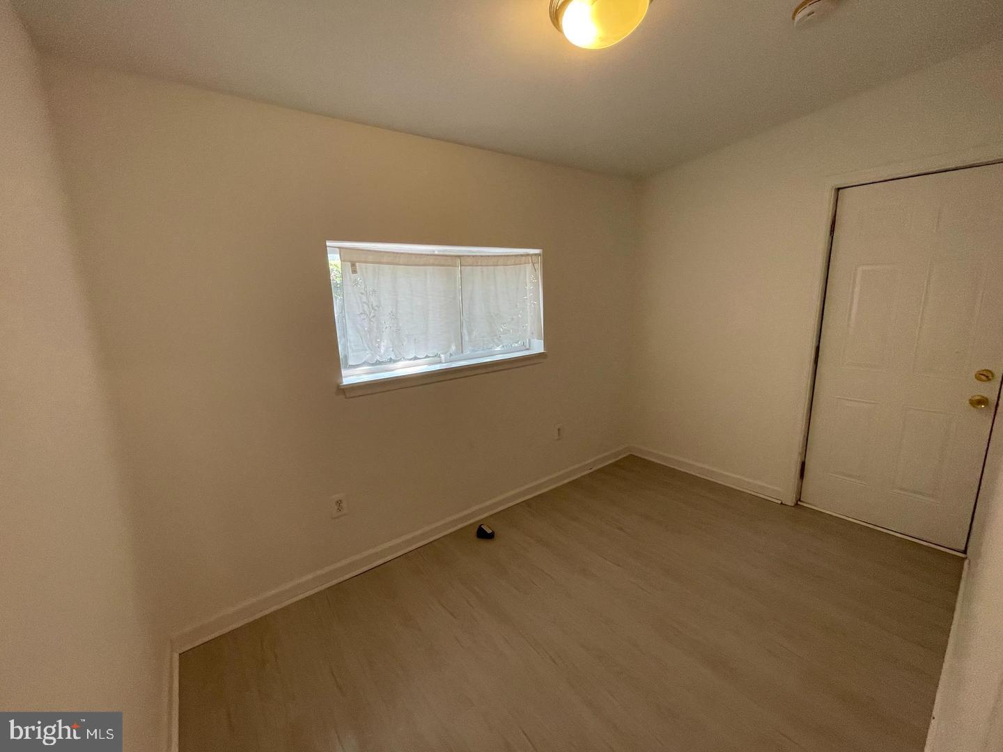 2606 W GIRARD AVENUE 1