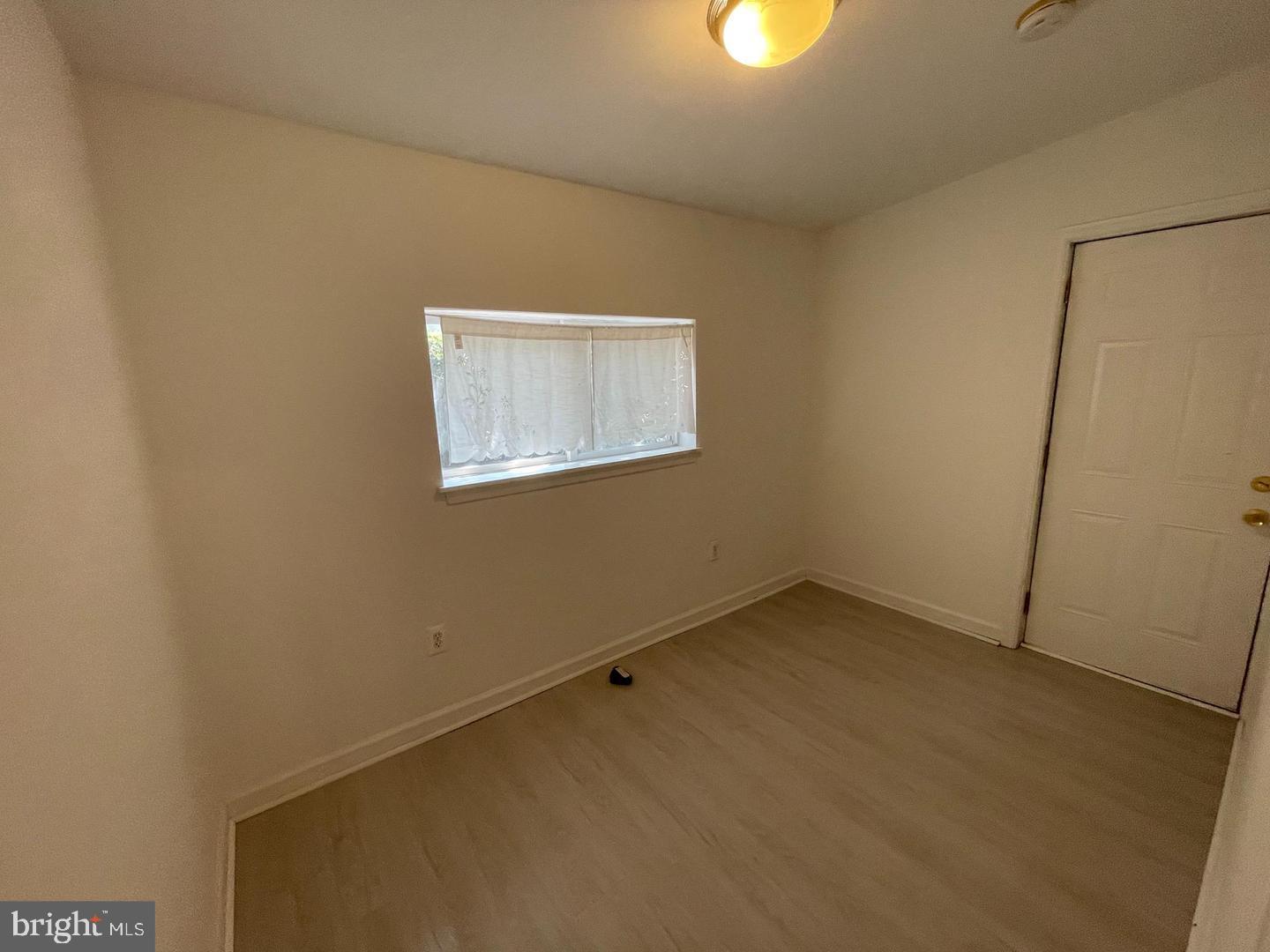 2606 W GIRARD AVENUE 1