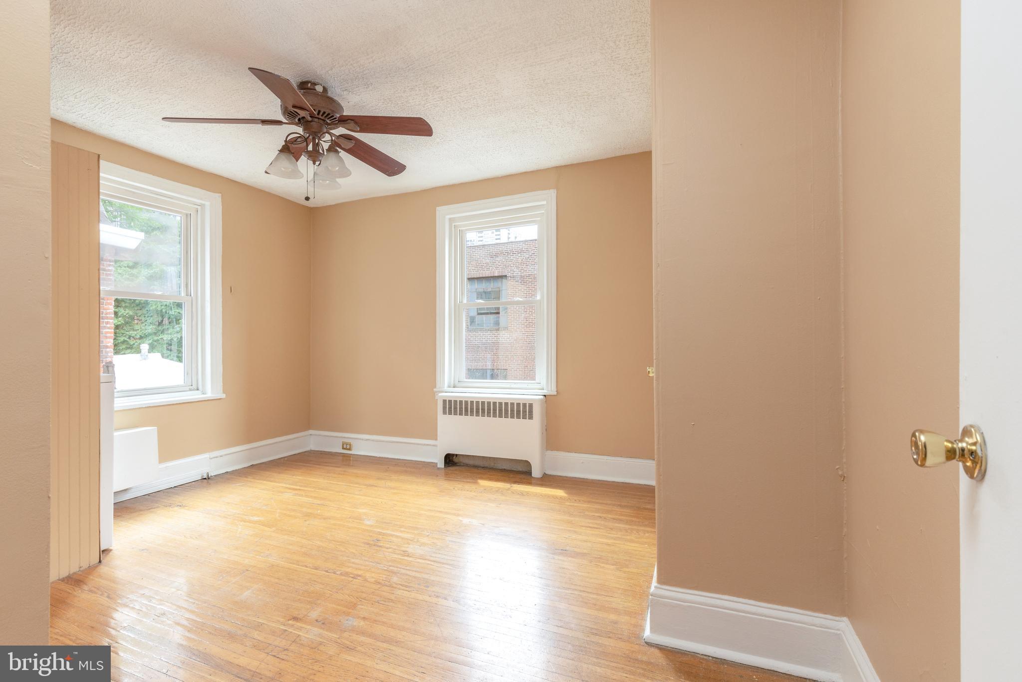 2032 CHESTNUT STREET 3R