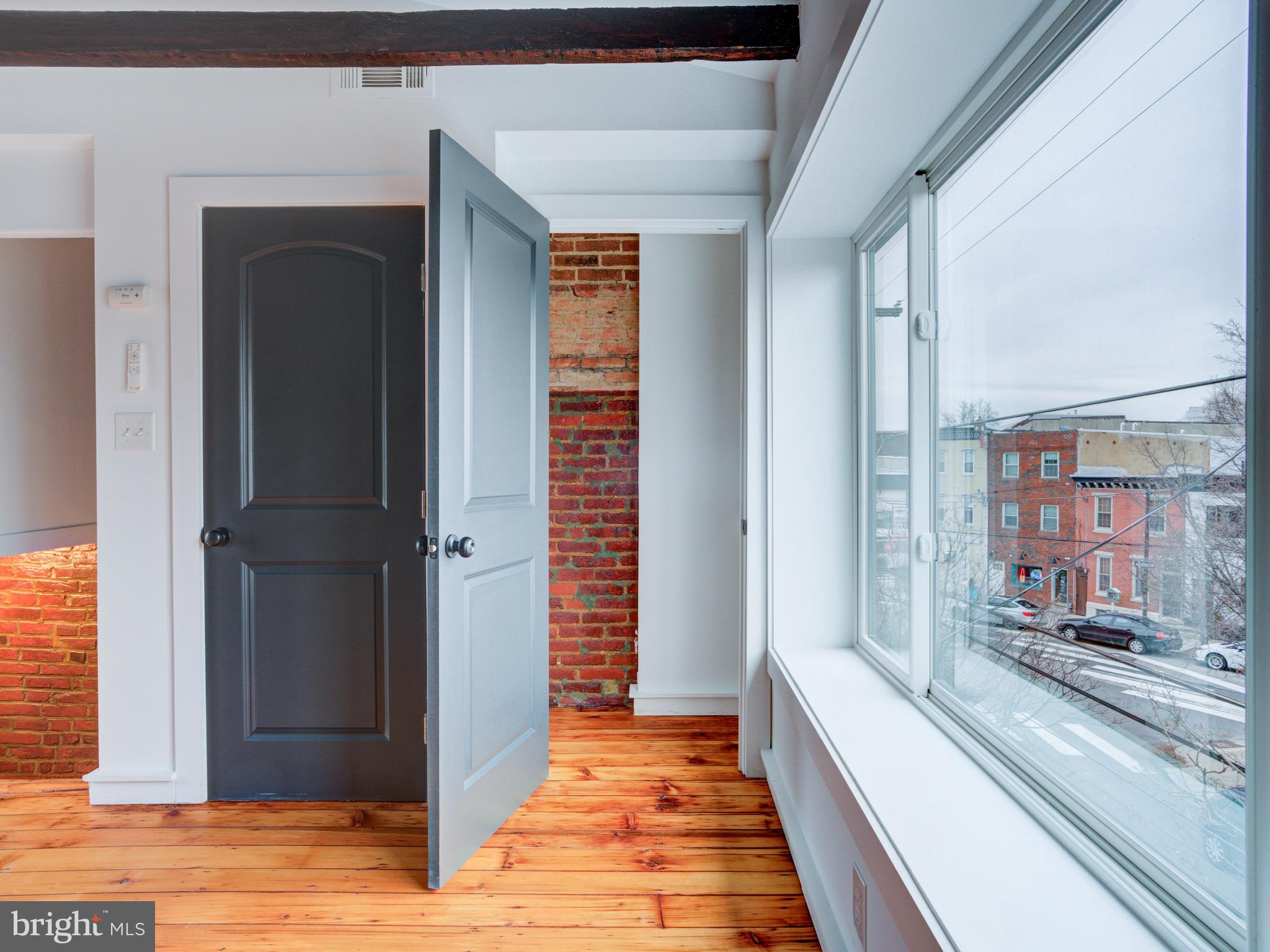 1520 E SUSQUEHANNA AVENUE