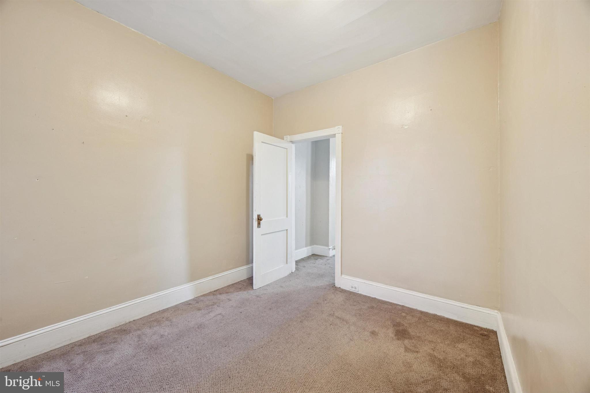 62 N LINDENWOOD STREET