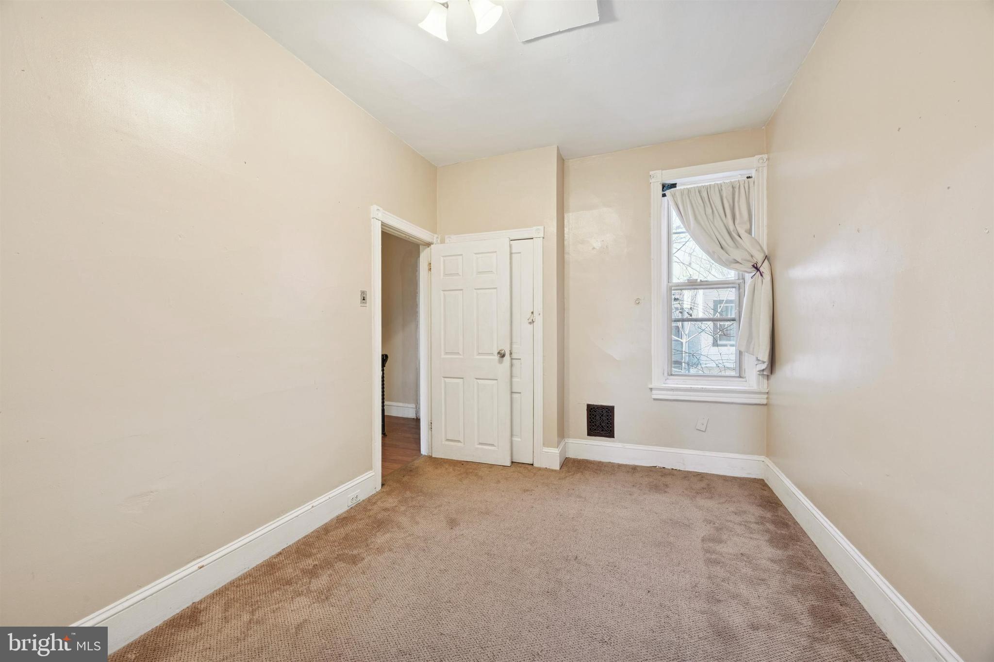 62 N LINDENWOOD STREET