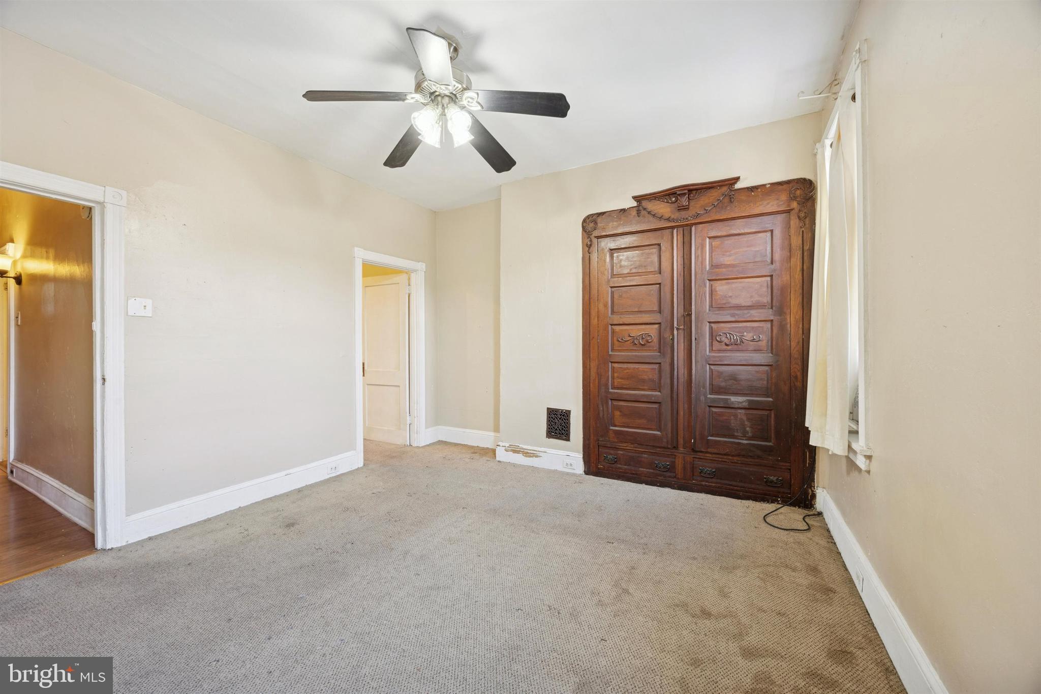 62 N LINDENWOOD STREET