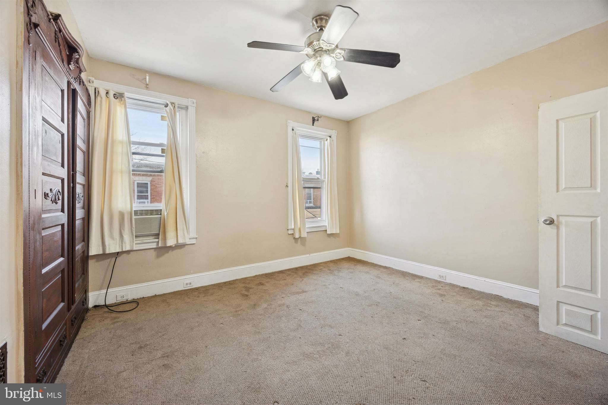 62 N LINDENWOOD STREET