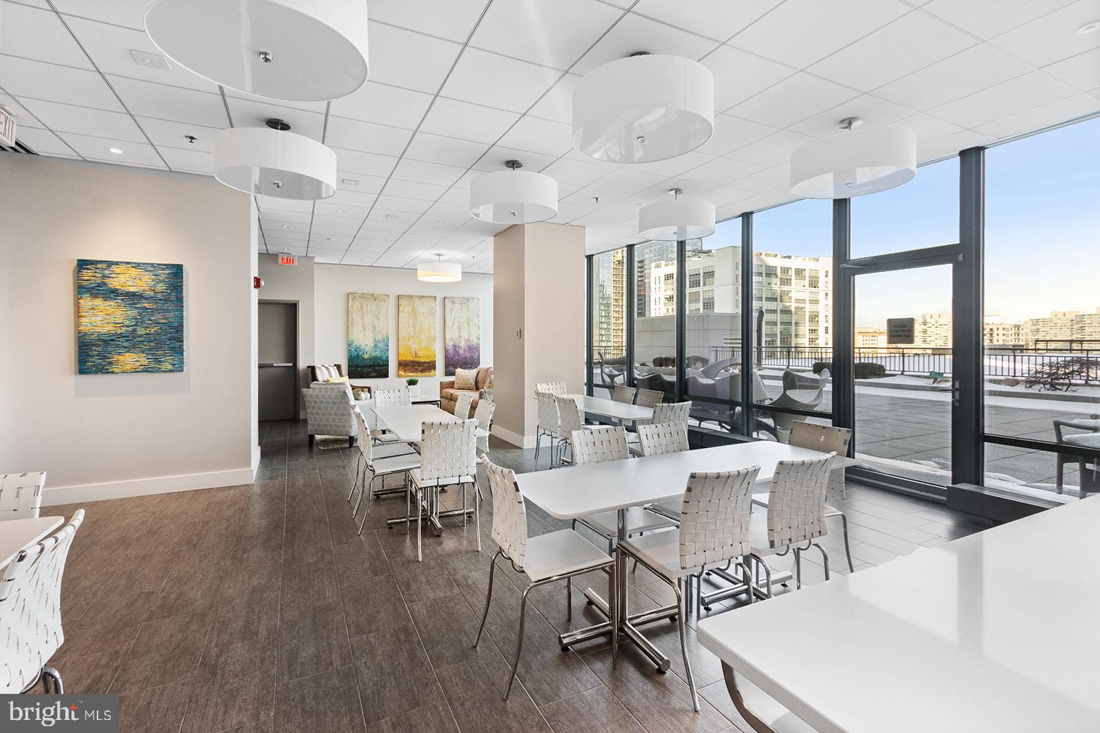 2101 MARKET STREET 2306