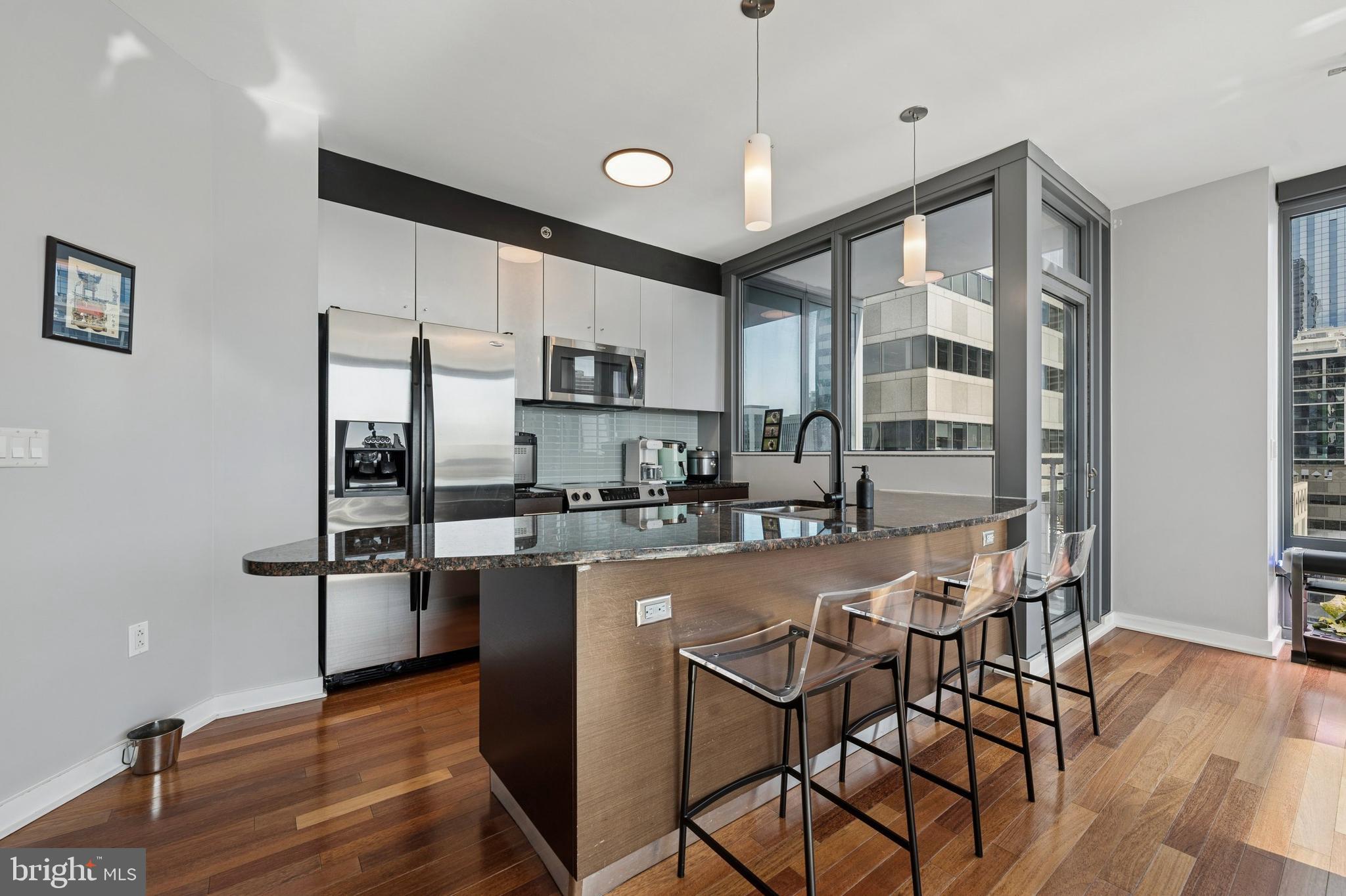 2101 MARKET STREET 2306