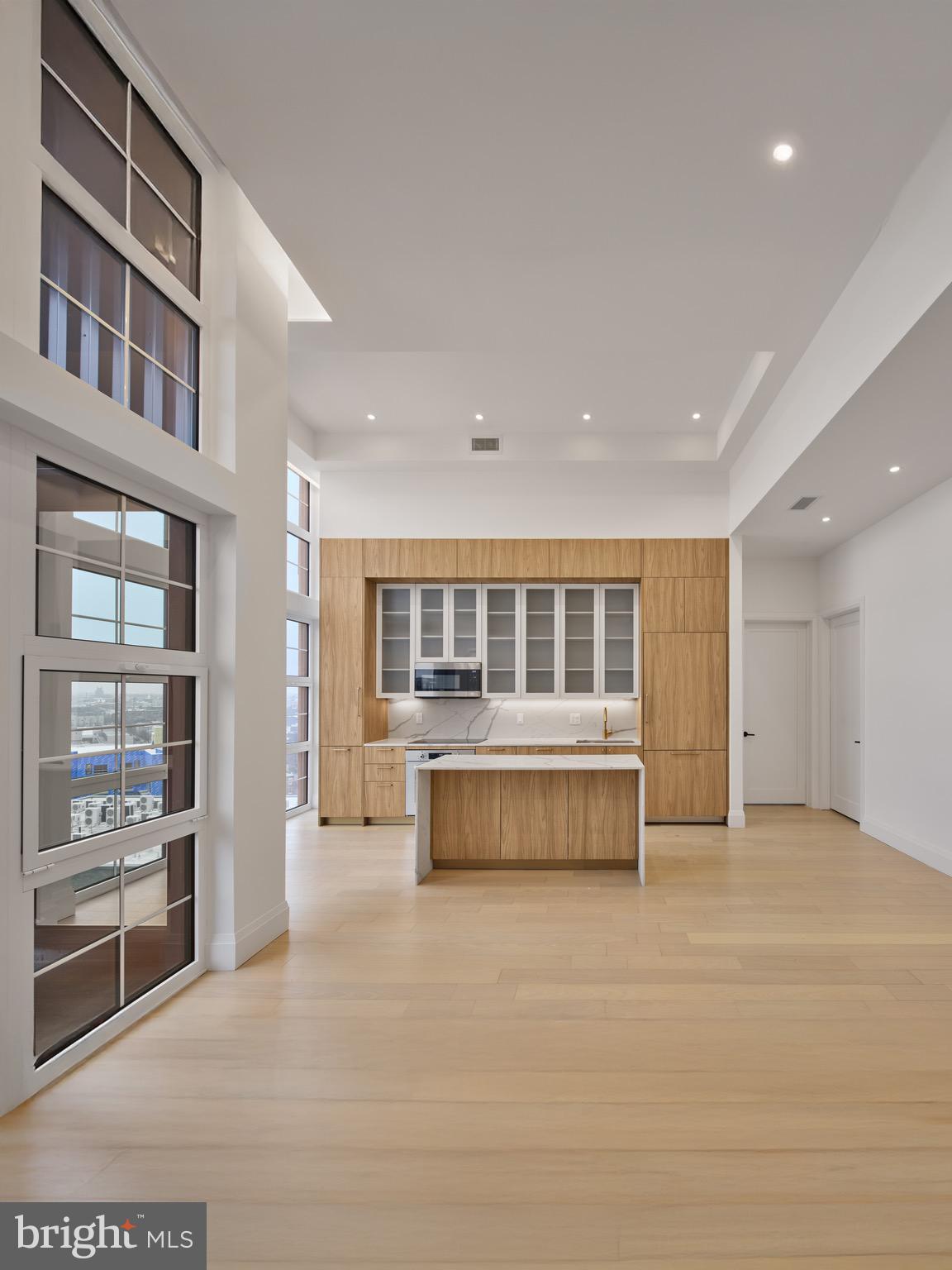 1099 GERMANTOWN AVENUE B