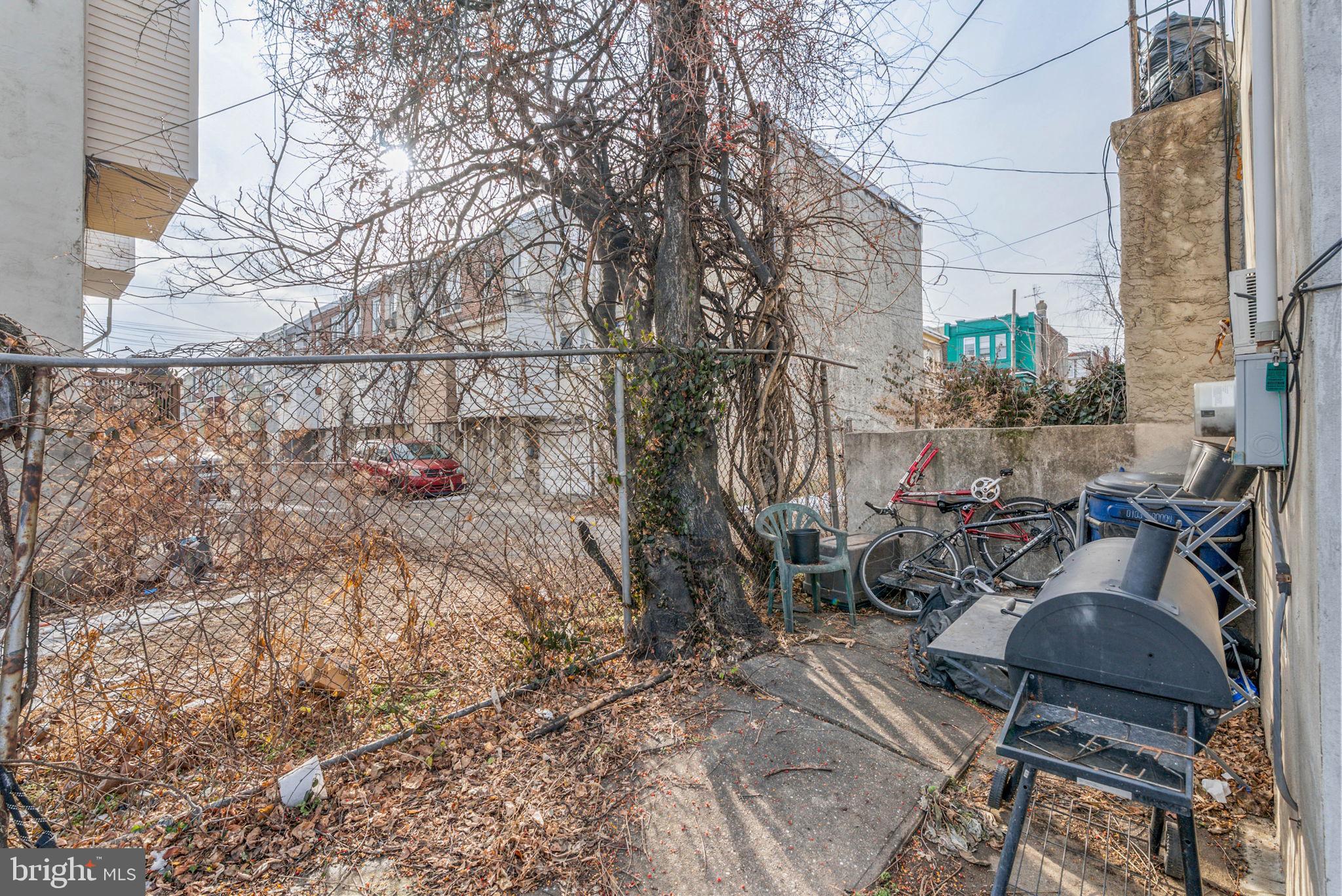 2032 W STELLA STREET