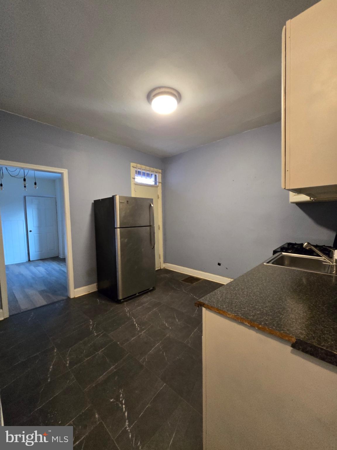 2203 N COLORADO STREET