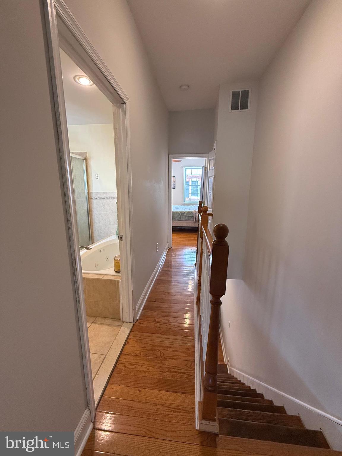 614 S LECOUNT STREET