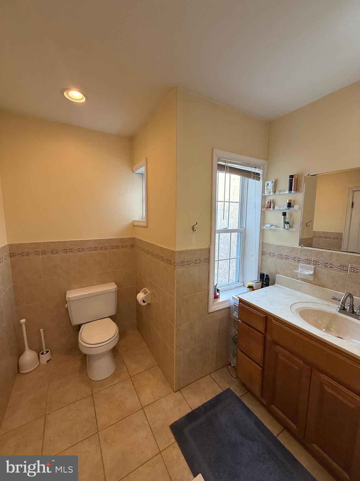 614 S LECOUNT STREET