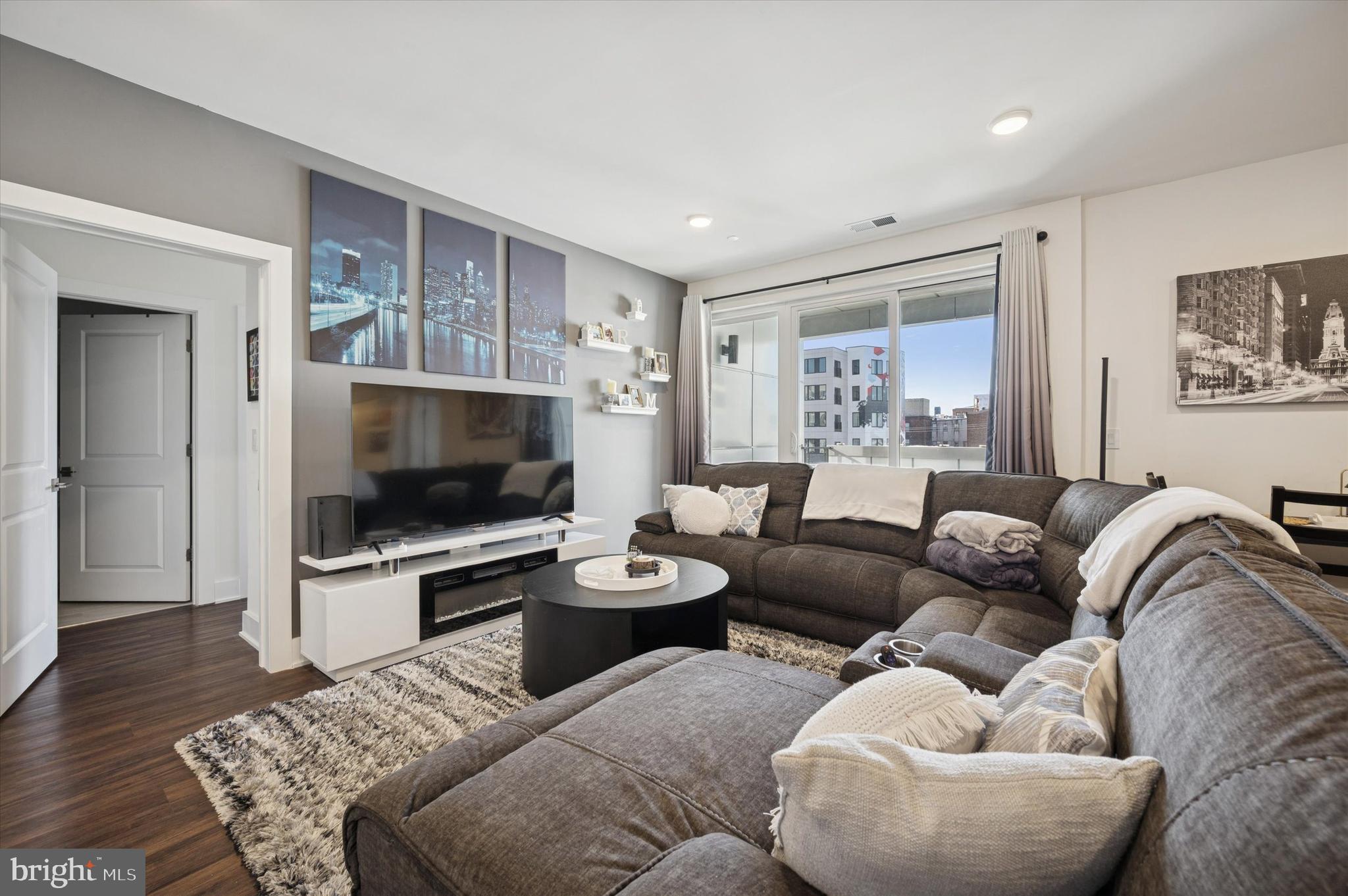 1148 N 2ND STREET 2D