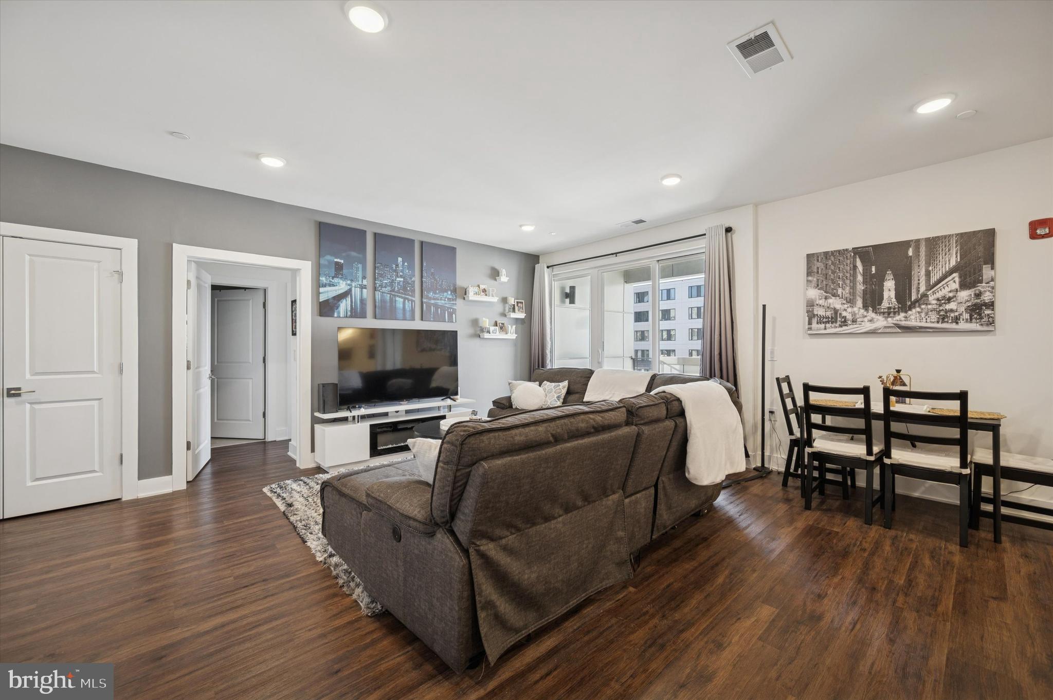 1148 N 2ND STREET 2D