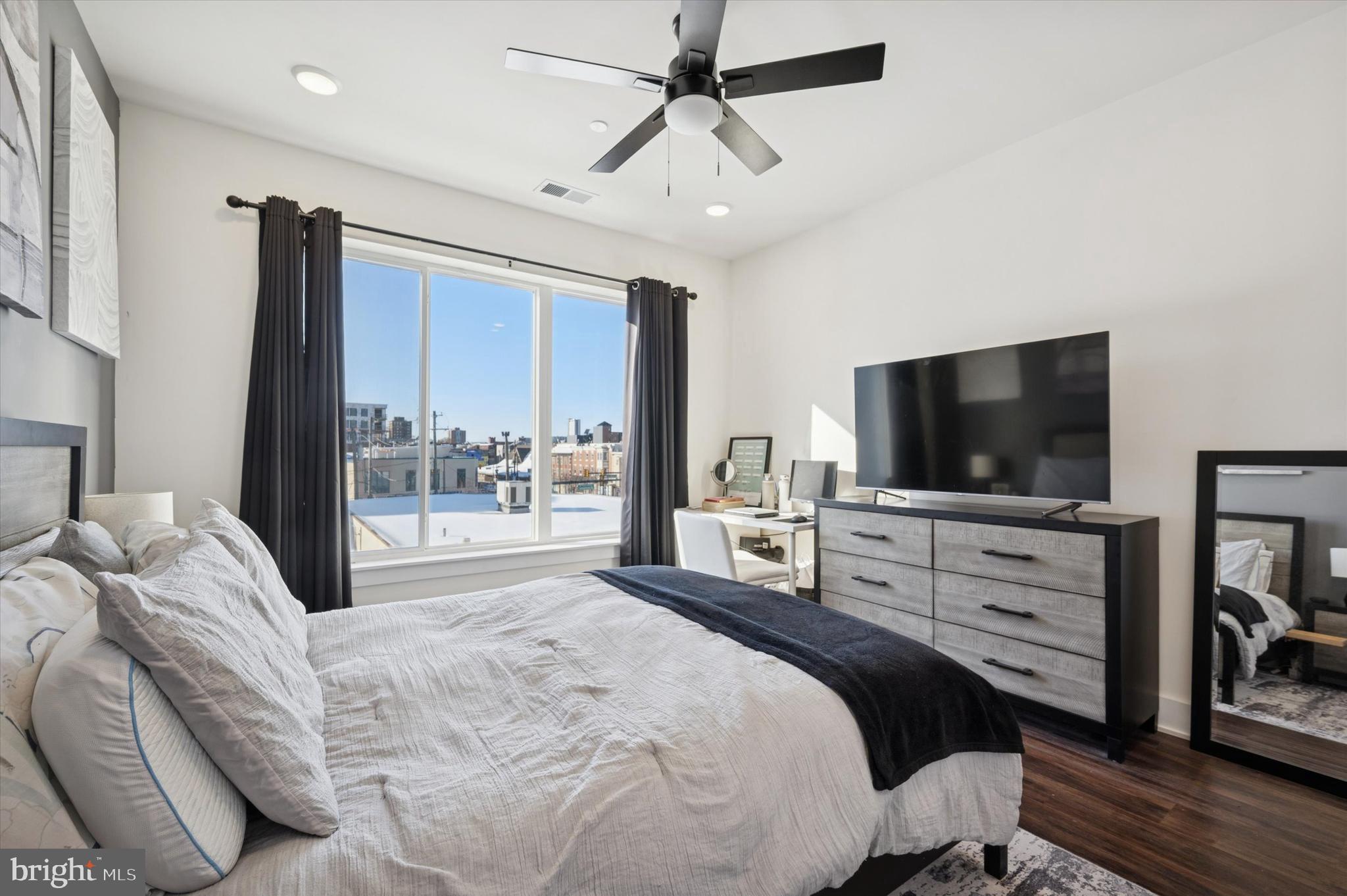 1148 N 2ND STREET 2D