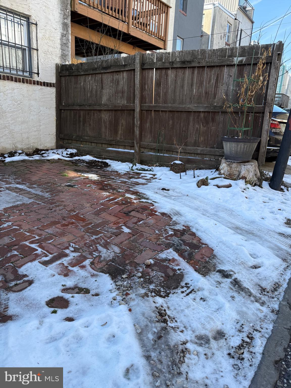 2217 FITZWATER STREET