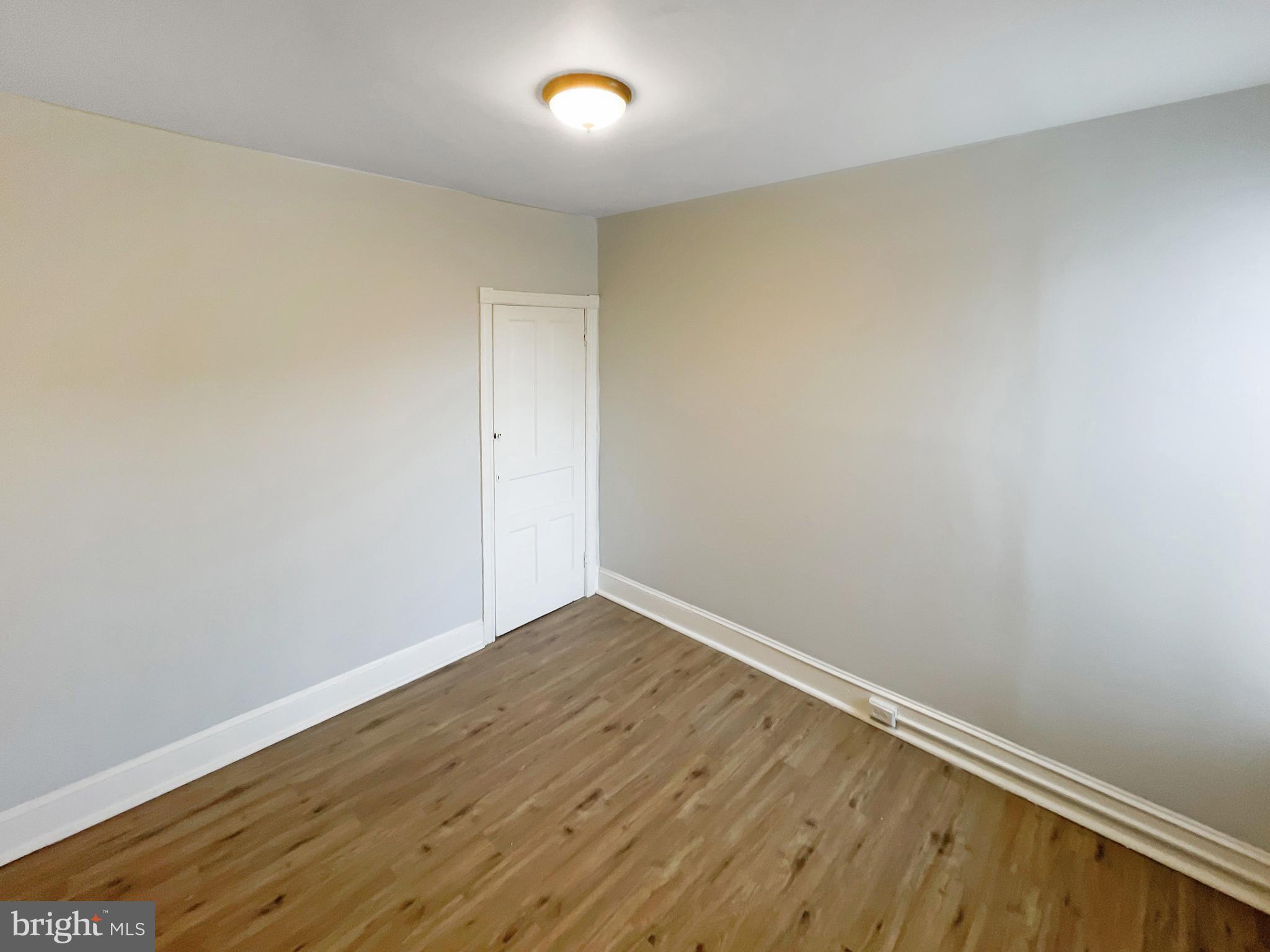 2835 W LEHIGH AVENUE