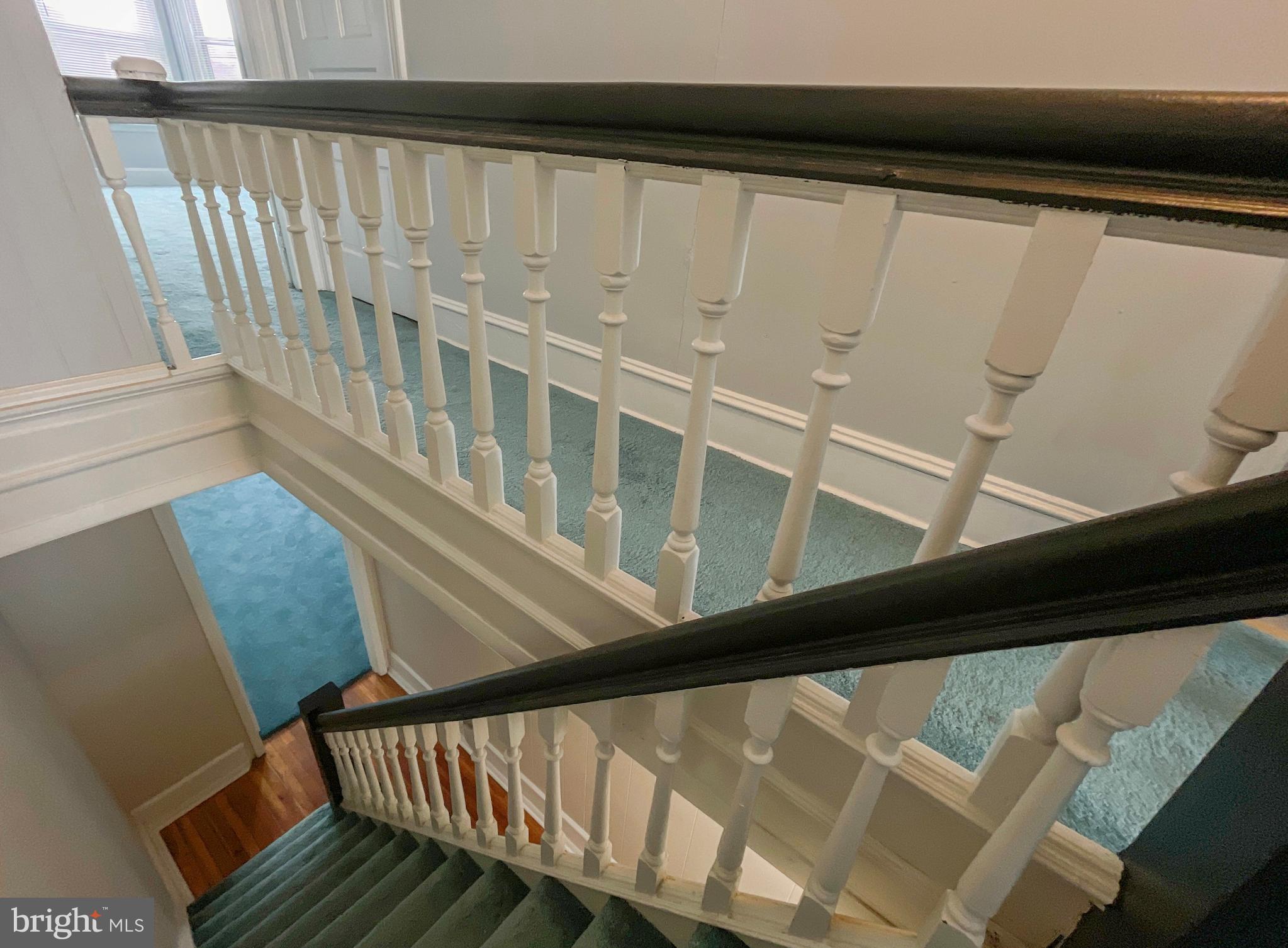 2835 W LEHIGH AVENUE