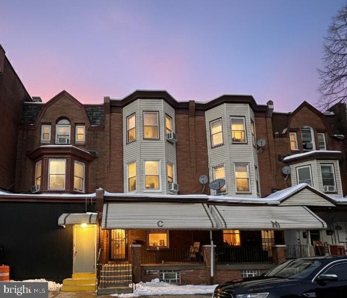 2835 W LEHIGH AVENUE