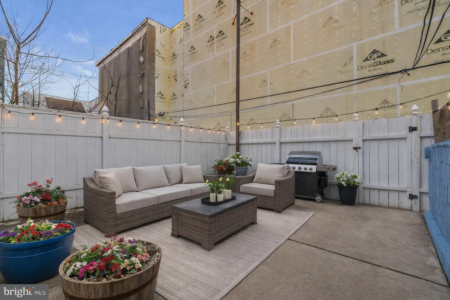 1124 S 15TH STREET 1