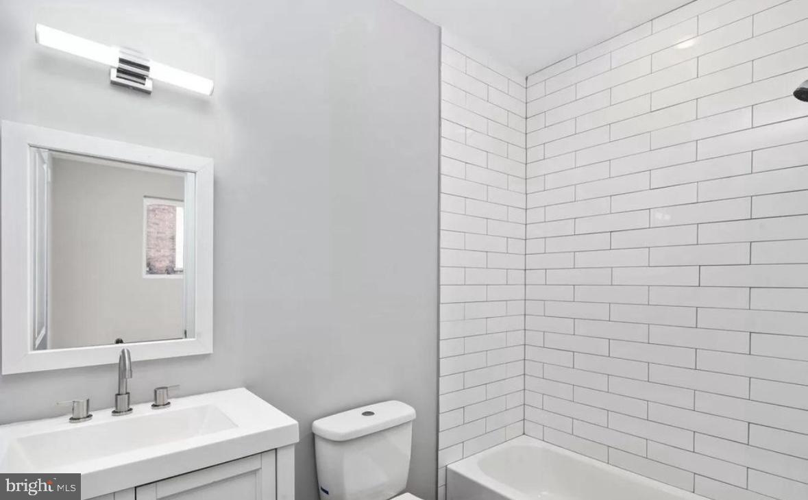 2426 JASPER STREET A