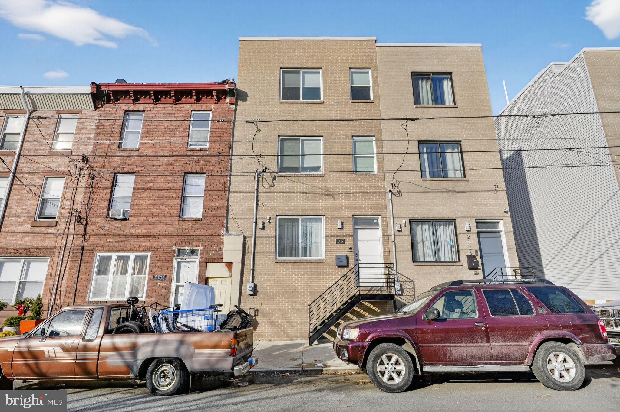 2336 N MASCHER STREET