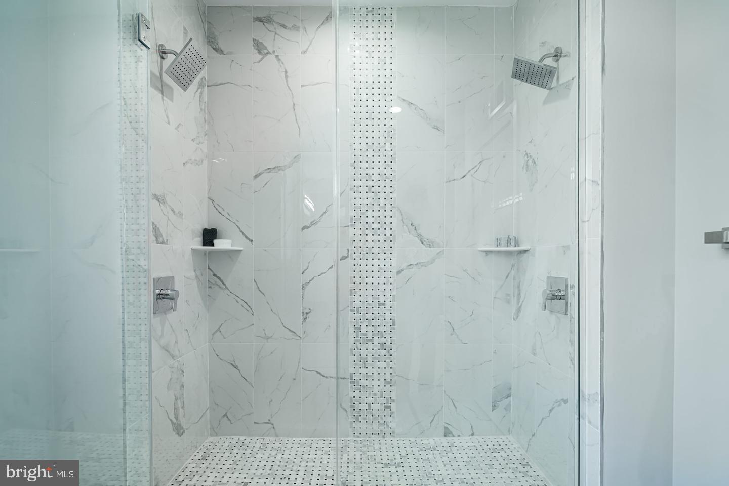 2336 N MASCHER STREET