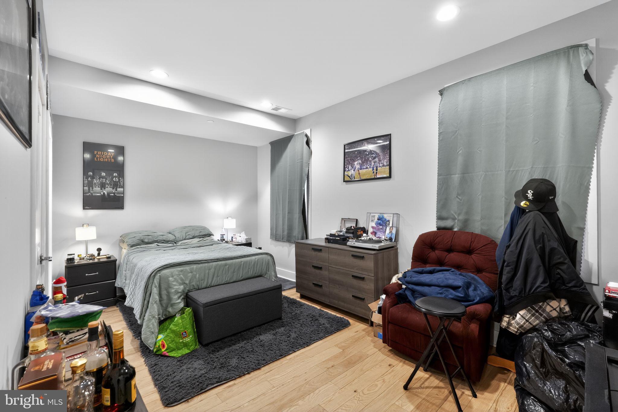 2336 N MASCHER STREET