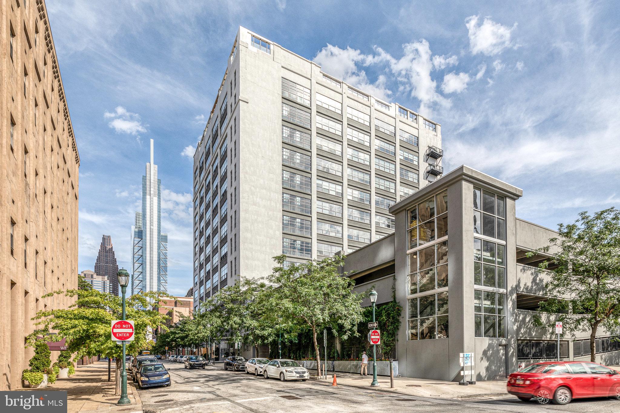 2200 ARCH STREET 409