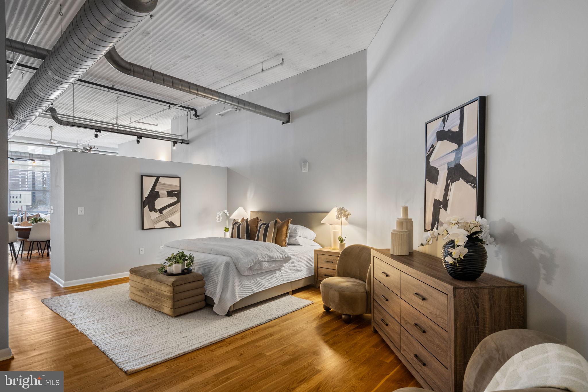 2200 ARCH STREET 409