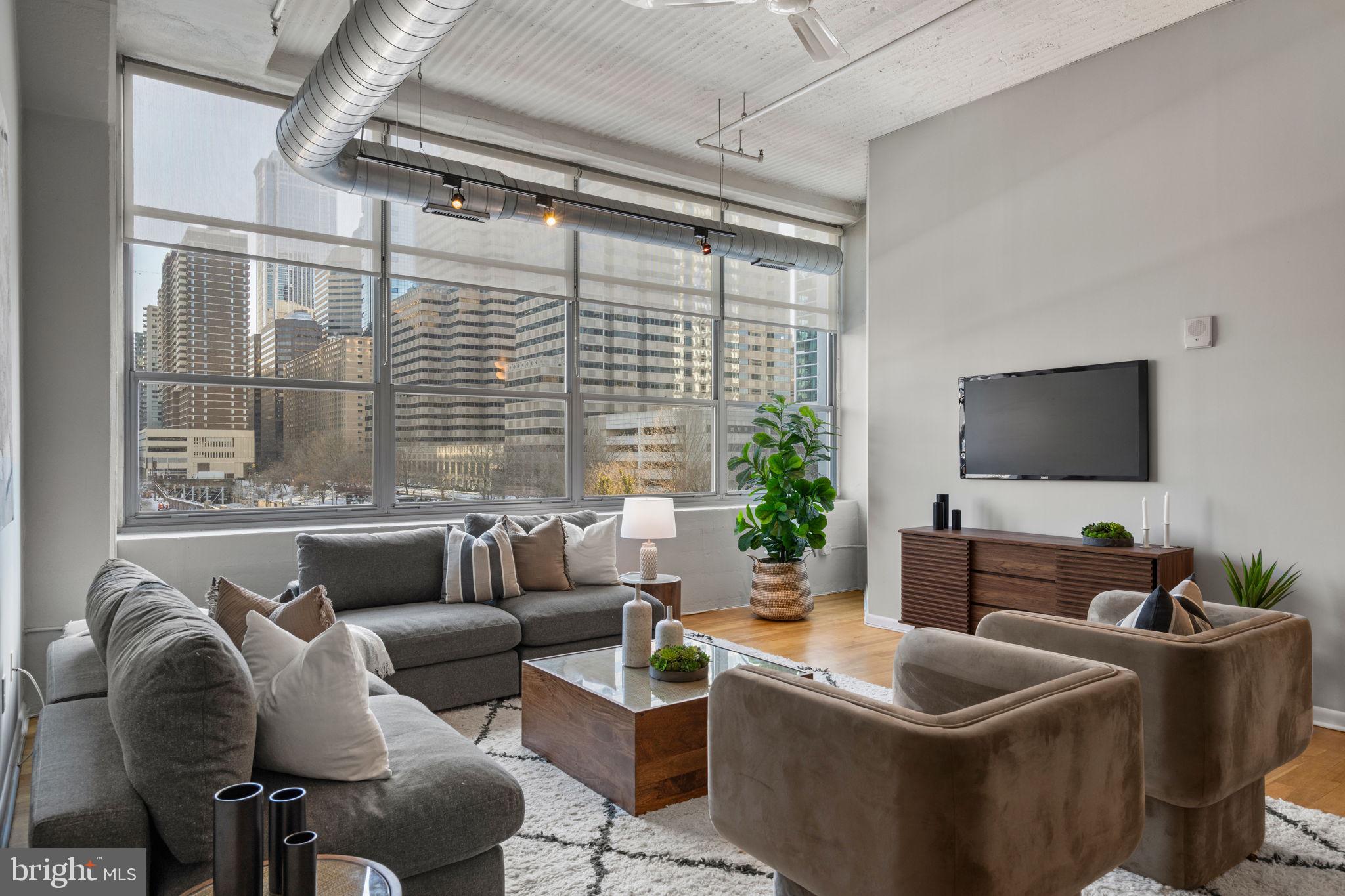 2200 ARCH STREET 409