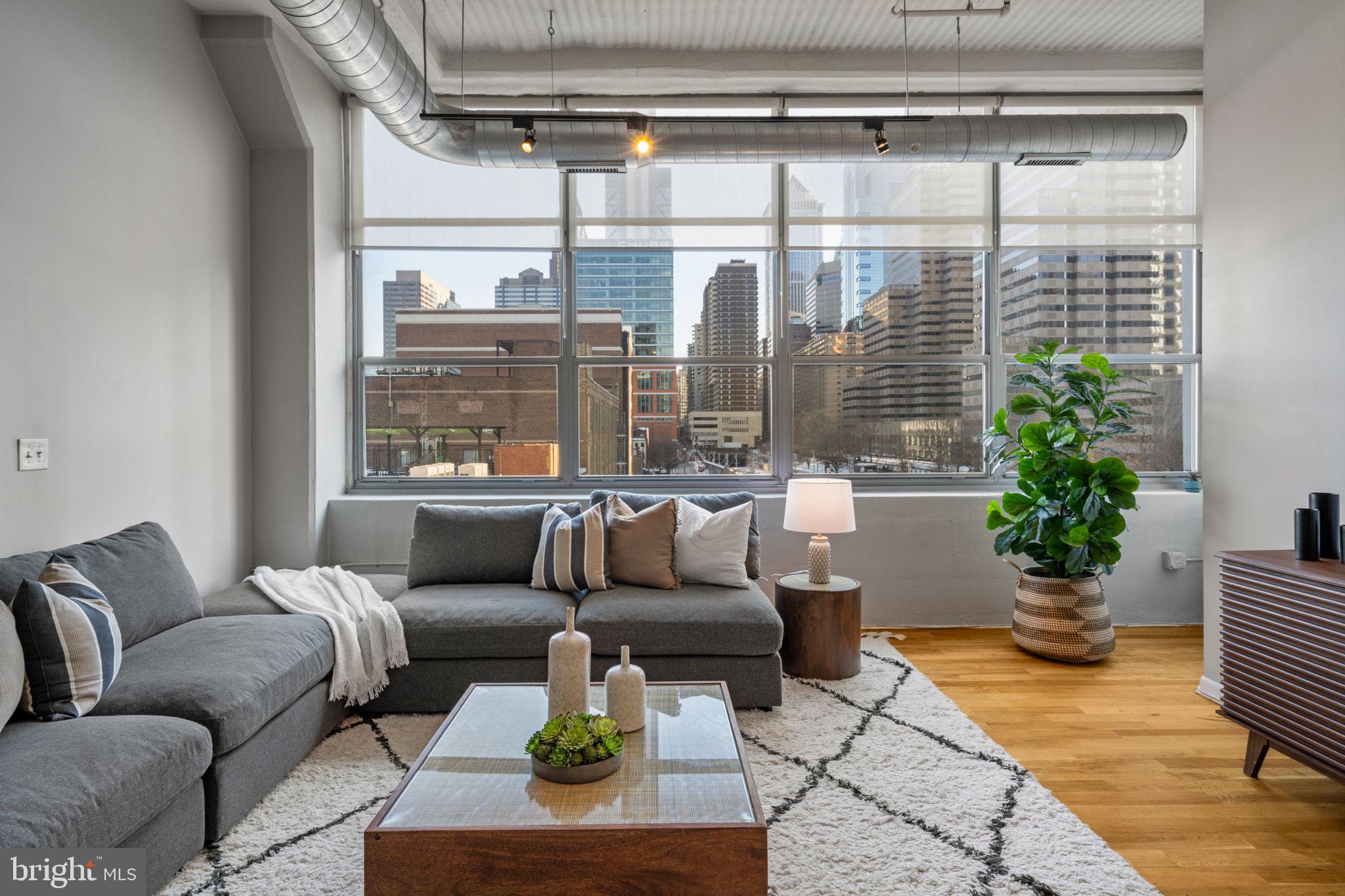 2200 ARCH STREET 409