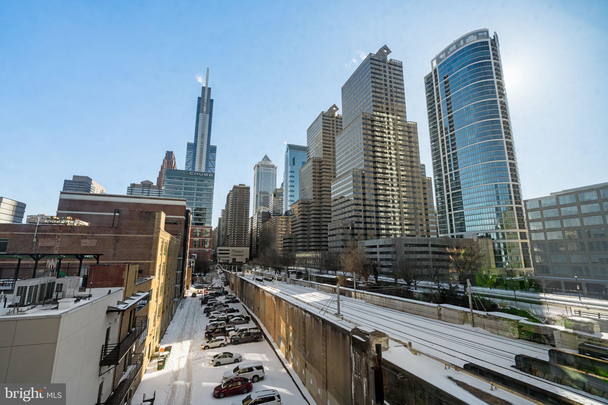 2200 ARCH STREET 409