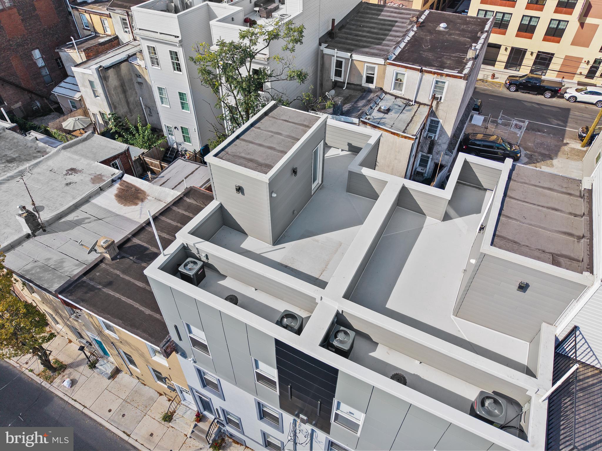 2026 N PALETHORP STREET