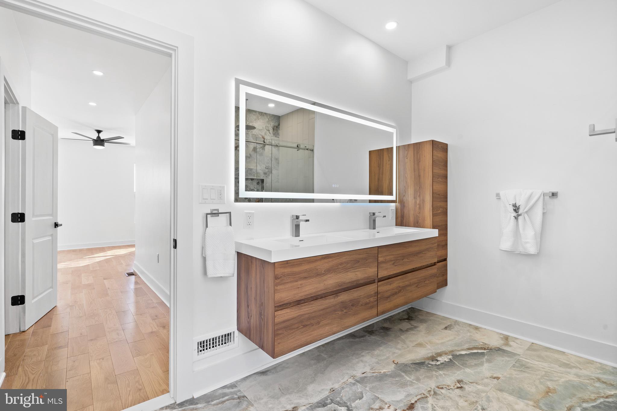 2026 N PALETHORP STREET