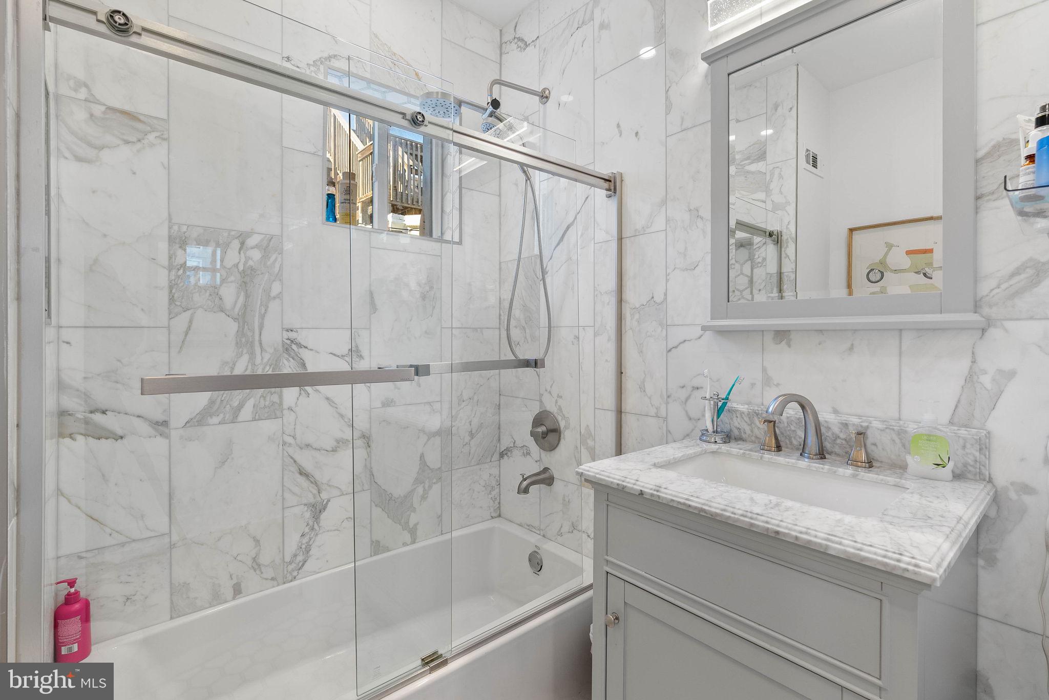 1743 MCCLELLAN STREET