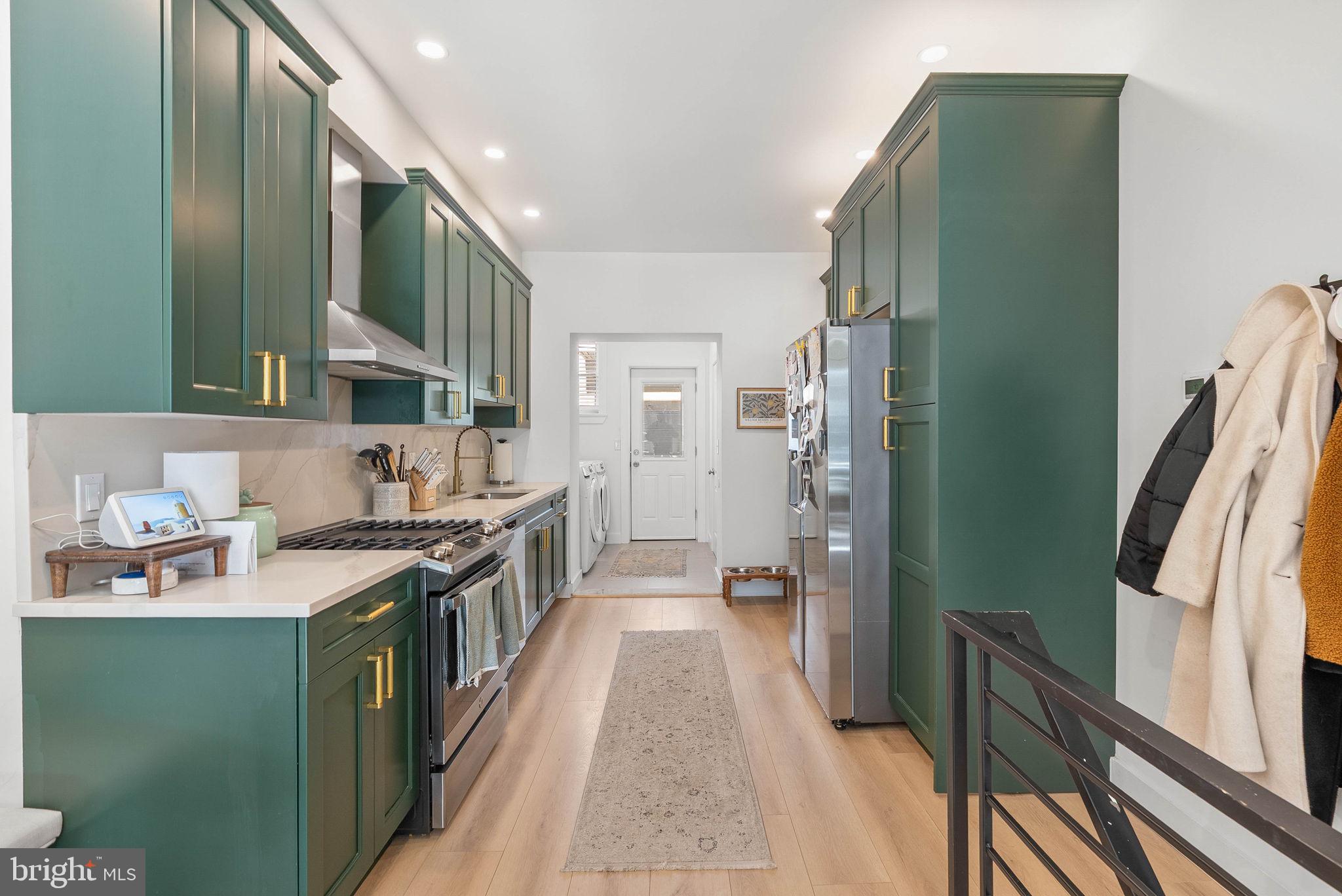 1743 MCCLELLAN STREET