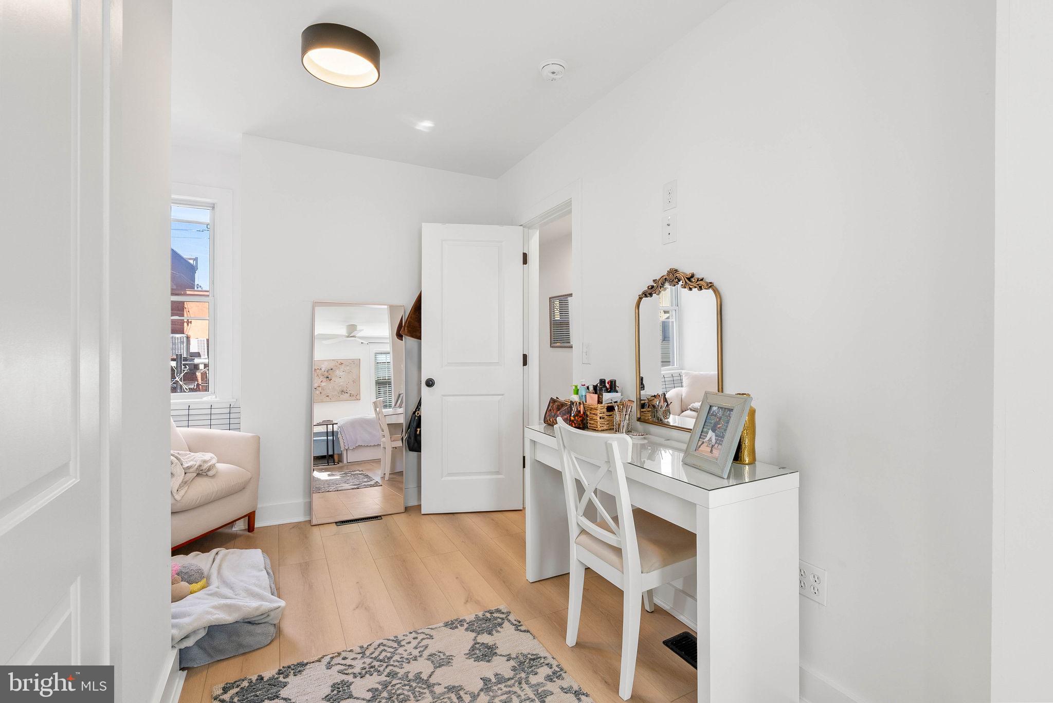 1743 MCCLELLAN STREET