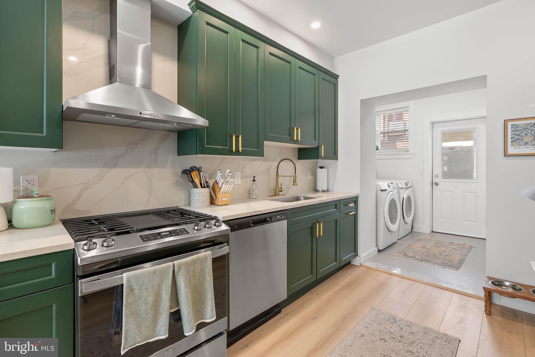 1743 MCCLELLAN STREET