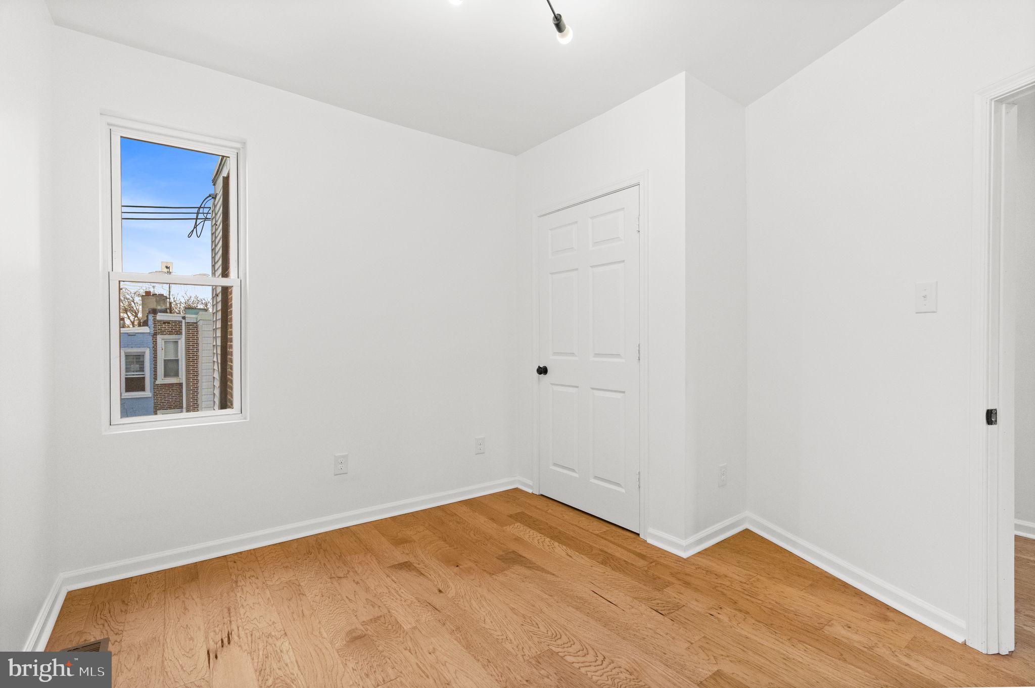 5612 HADDINGTON STREET