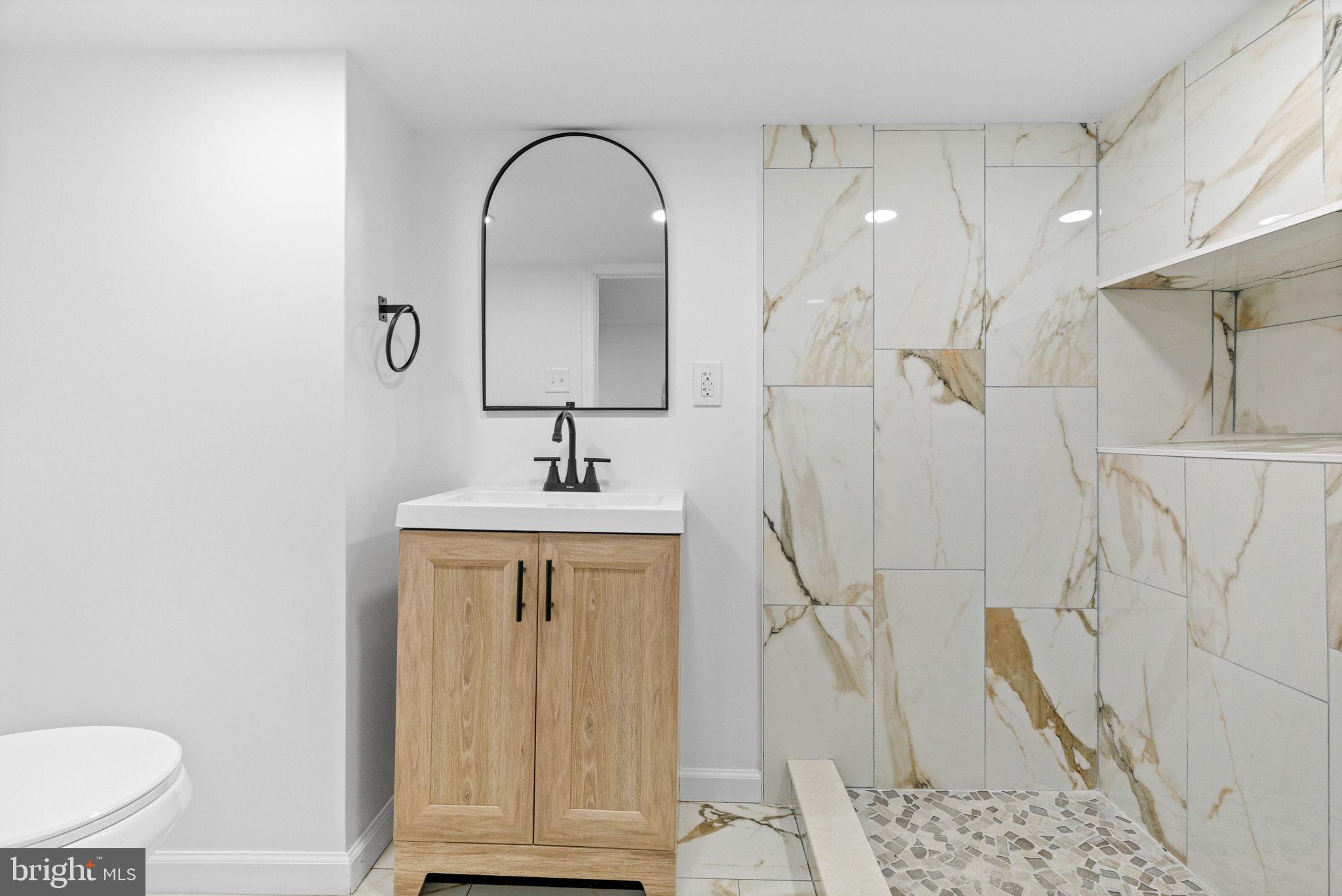 5612 HADDINGTON STREET