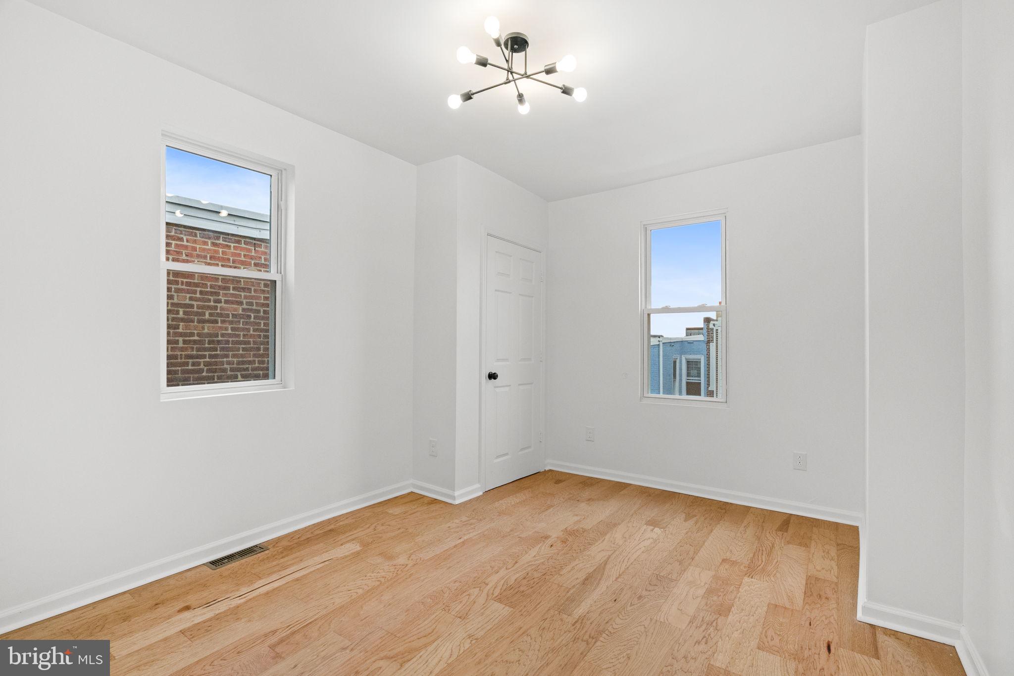 5612 HADDINGTON STREET