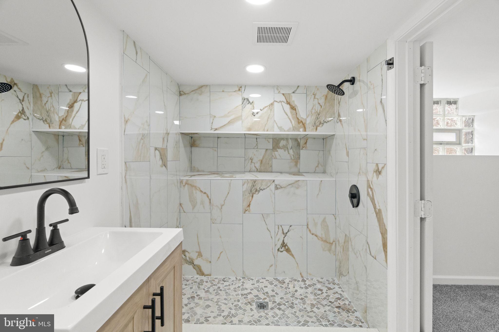 5612 HADDINGTON STREET