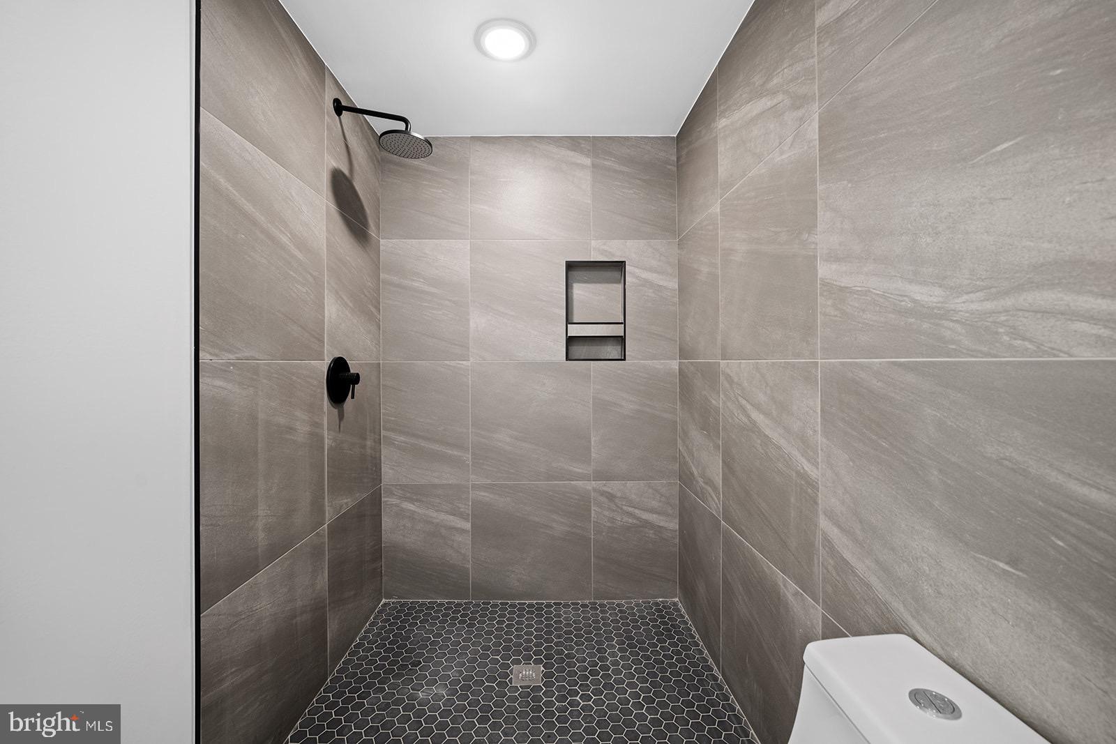 3216 W DIAMOND STREET 3