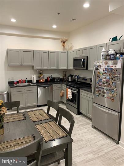 980 N MARSHALL STREET 1